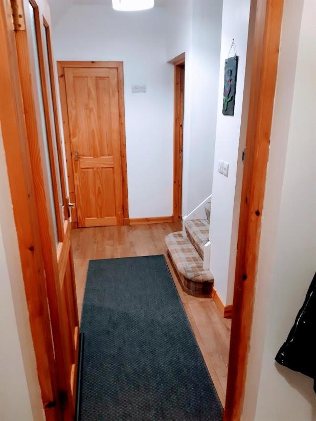 Cosy 3 Bedroom Home In Centre Of Brodick Buitenkant foto
